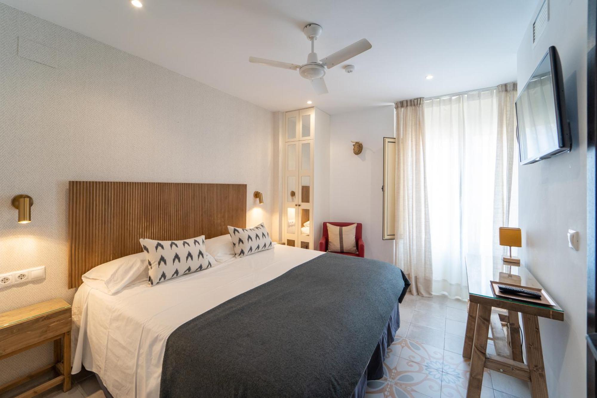 La Siesta De Picasso Otel Málaga Dış mekan fotoğraf
