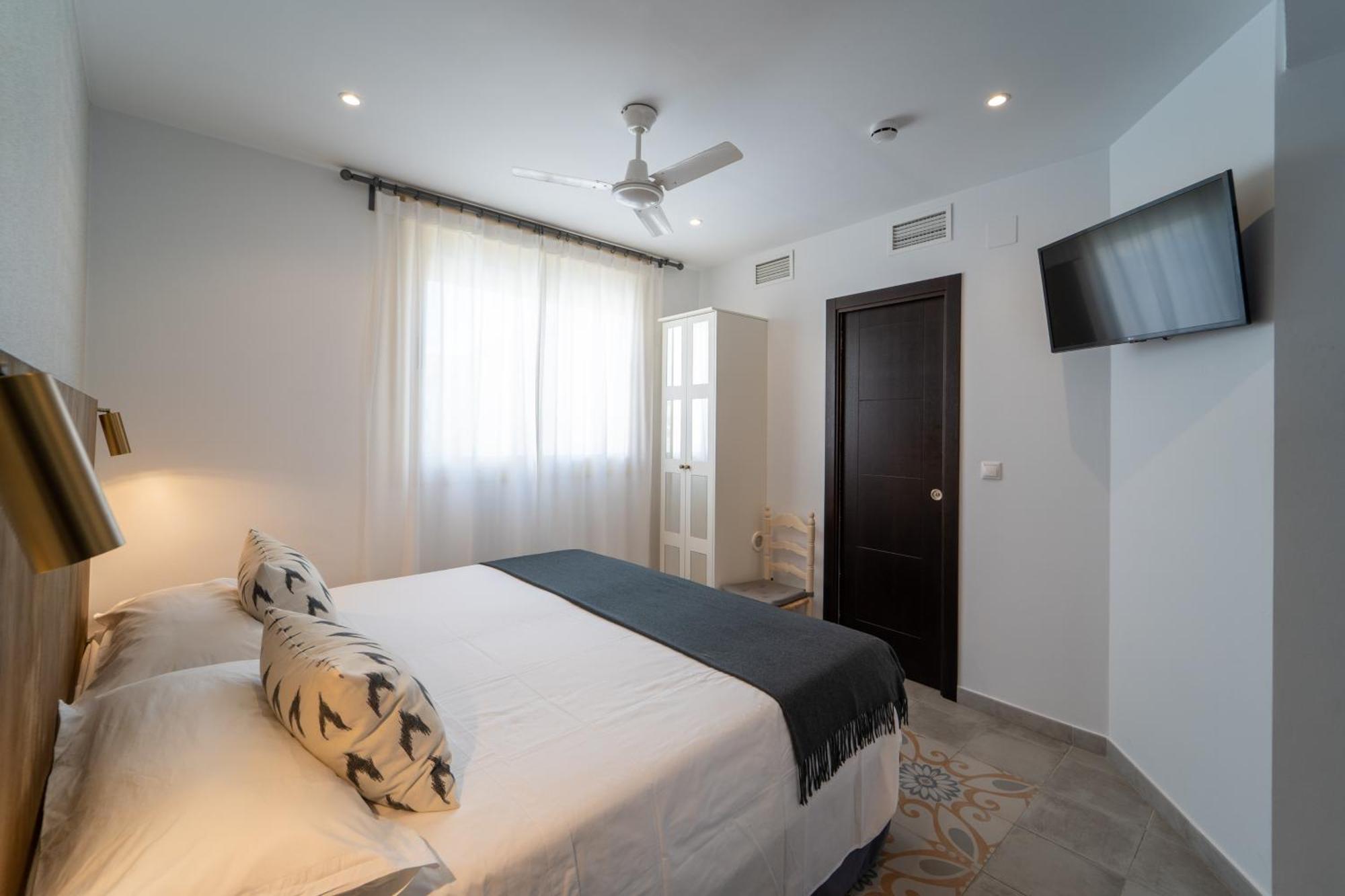 La Siesta De Picasso Otel Málaga Dış mekan fotoğraf